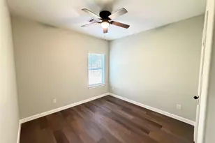 387 Autumn Ln, Livingston, TX 77351 - Photo 17