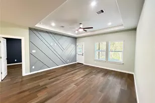 387 Autumn Ln, Livingston, TX 77351 - Photo 9