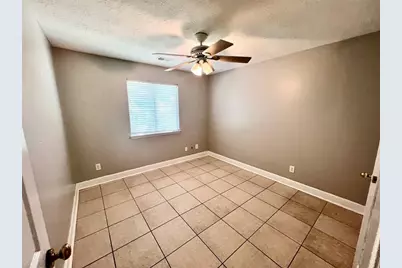 16902 Sandy Reef Court, Friendswood, TX 77546 - Photo 23
