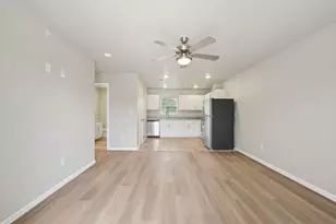 270 Plez Morgan Dr, Montgomery, TX 77356 - Photo 5