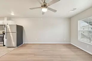 270 Plez Morgan Dr, Montgomery, TX 77356 - Photo 7