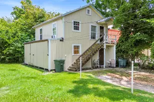 1518 16th St, Huntsville, TX 77340 - Photo 1