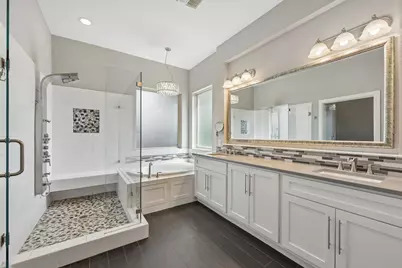 510 Floriencia Street, Sugar Land, TX 77479 - Photo 25
