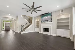 510 Floriencia St, Sugar Land, TX 77479 - Photo 5
