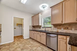 3815 Kristin Lee Ln, Houston, TX 77014 - Photo 17