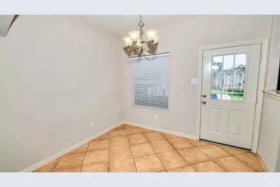1724 Don Alejandro, Houston, TX 77091 - Photo 7
