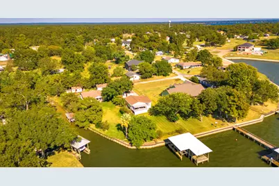 104 Bayside Street, Livingston, TX 77351 - Photo 1
