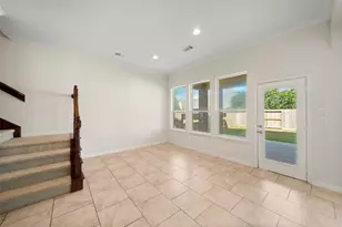 7003 Dunbarton Dr, Sugar Land, TX 77479 - Photo 13