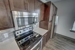 2910 Milam St, Houston, TX 77006 - Photo 3