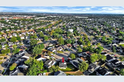 19919 Westcliffe Court, Cypress, TX 77433 - Photo 9