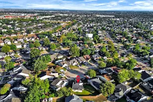 19919 Westcliffe Ct, Cypress, TX 77433 - Photo 9