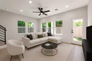 7930 Corinth St, Houston, TX 77051 - Photo 3