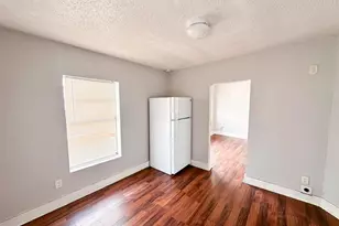 2711 Avenue K, Galveston, TX 77550 - Photo 17