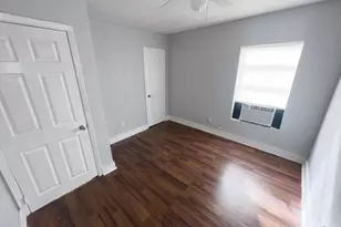 2711 Avenue K, Galveston, TX 77550 - Photo 15