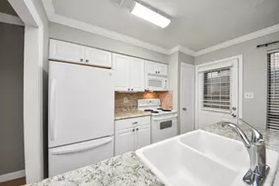 5000 Milwee St, Houston, TX 77092 - Photo 13