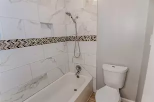 20031 Woodhall Ln, Humble, TX 77338 - Photo 13