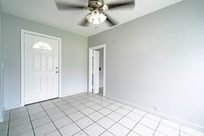 6417 Rolla Street, Houston, TX 77055 - Photo 7