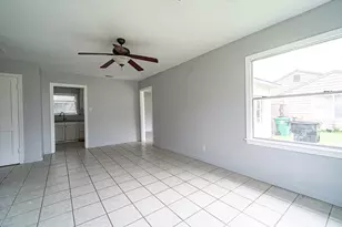 6417 Rolla St, Houston, TX 77055 - Photo 3