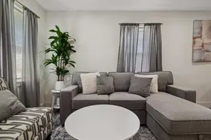 3007 Columbia St, Houston, TX 77018 - Photo 3