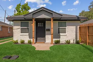 3007 Columbia St, Houston, TX 77018 - Photo 1