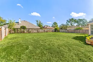 14910 Lake Woodbridge Ct, Sugar Land, TX 77498 - Photo 35