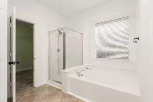 14910 Lake Woodbridge Ct, Sugar Land, TX 77498 - Photo 19