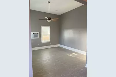 2914 Avenue K, Galveston, TX 77550 - Photo 3