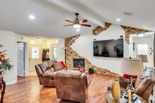 7234 Colima Dr, Houston, TX 77083 - Photo 11