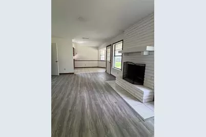 204 Pine Valley Street, Huntsville, TX 77320 - Photo 7