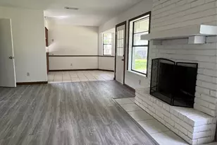204 Pine Valley St, Huntsville, TX 77320 - Photo 7