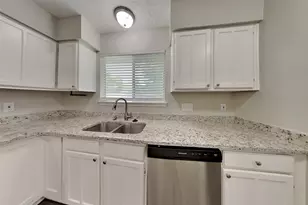 7011 Sharpsburg Dr, Richmond, TX 77469 - Photo 3