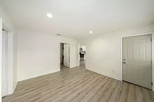 1707 W 43rd St, Houston, TX 77018 - Photo 9