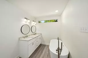 1707 W 43rd St, Houston, TX 77018 - Photo 17