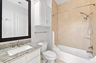 911 Queen Annes Rd, Houston, TX 77024 - Photo 7