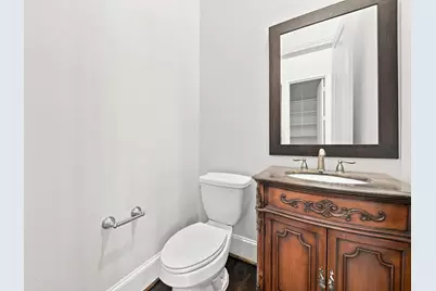 911 Queen Annes Road, Houston, TX 77024 - Photo 21