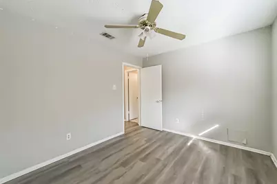 2406 Pilgrims Bend Drive, Friendswood, TX 77546 - Photo 33