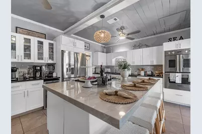 2411 42nd Street, Galveston, TX 77550 - Photo 11