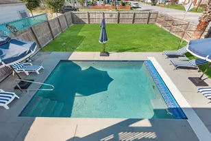 2411 42nd St, Galveston, TX 77550 - Photo 33