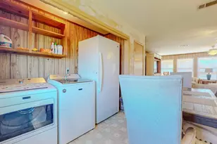 3520 Hannas Reef, Crystal Beach, TX 77650 - Photo 25