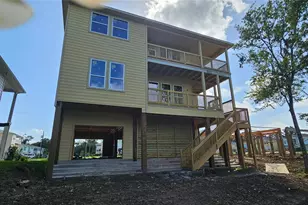 3905 Peacock Isle Dr, Dickinson, TX 77539 - Photo 5