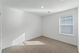 1011 Vilana Rdg Ln, Houston, TX 77090 - Photo 13