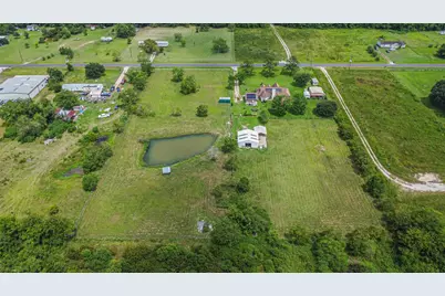 252 County Road 4871, Dayton, TX 77535 - Photo 9
