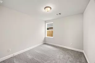 9233 Boulder Blvd, Conroe, TX 77303 - Photo 11