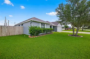 11310 Audrey Dr, Needville, TX 77461 - Photo 3