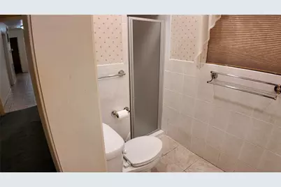 11003 Renwick Drive, Houston, TX 77096 - Photo 31