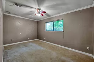 405 Wilson Rd, Conroe, TX 77301 - Photo 17