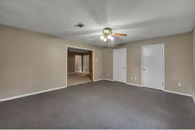 405 Wilson Road, Conroe, TX 77301 - Photo 15
