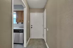 405 Wilson Rd, Conroe, TX 77301 - Photo 5