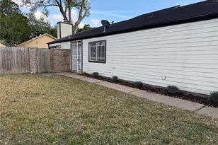 9107 Ketchwood Dr, Houston, TX 77099 - Photo 15