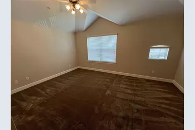 2710 Hullsmith Drive #404, Houston, TX 77063 - Photo 9